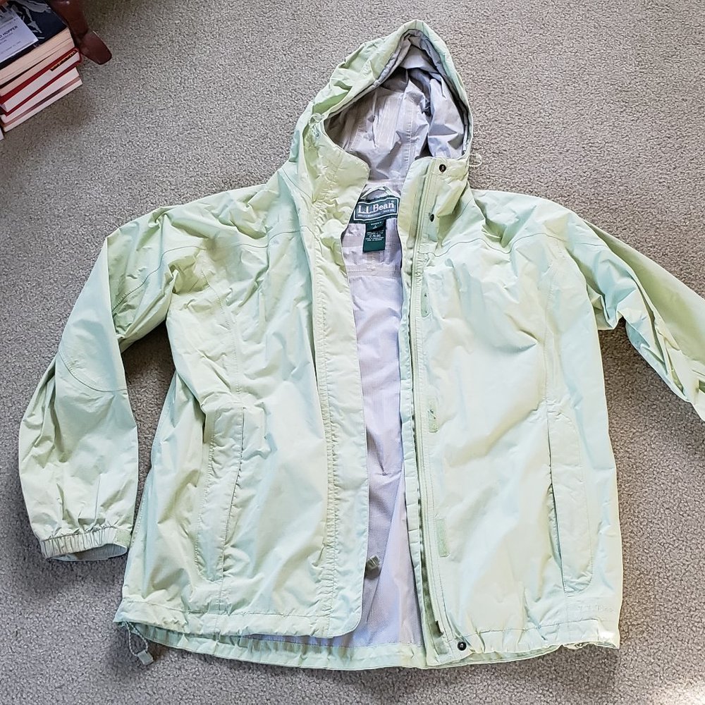 LL Bean Women's Large Rain jacket, light green melon color, used, good condition
